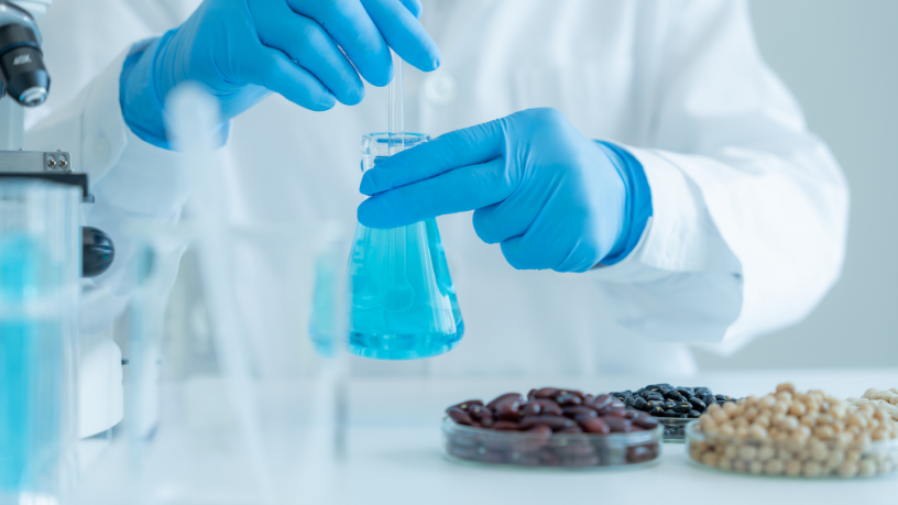 Inovação e biotecnologia: Milton Seigi Hayashi explica como novos materiais elevam o padrão da cirurgia plástica moderna.