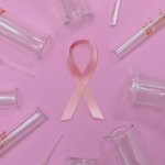 Com a experiência da maturidade, Vinicius Tadeu Sattin Rodrigues aborda por que a saúde das mamas precisa de atenção redobrada ao longo dos anos.